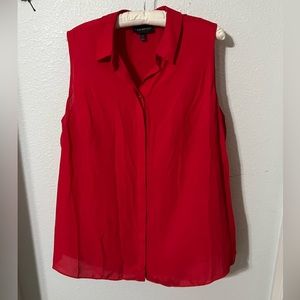 Read sheer, short sleeve shirt